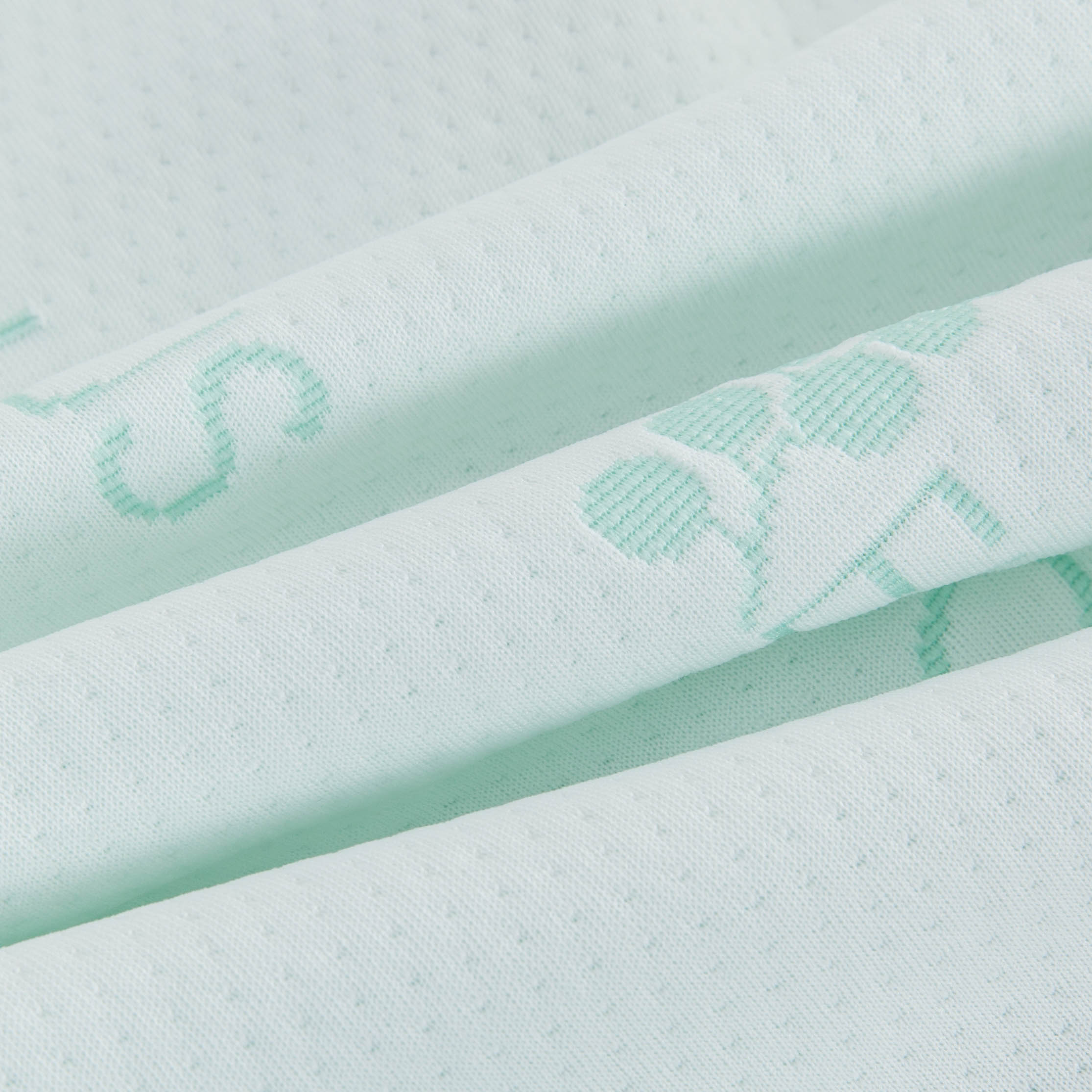 Bibb Home Eucalyptus Infused Waterproof Mattress Pad - Image 2