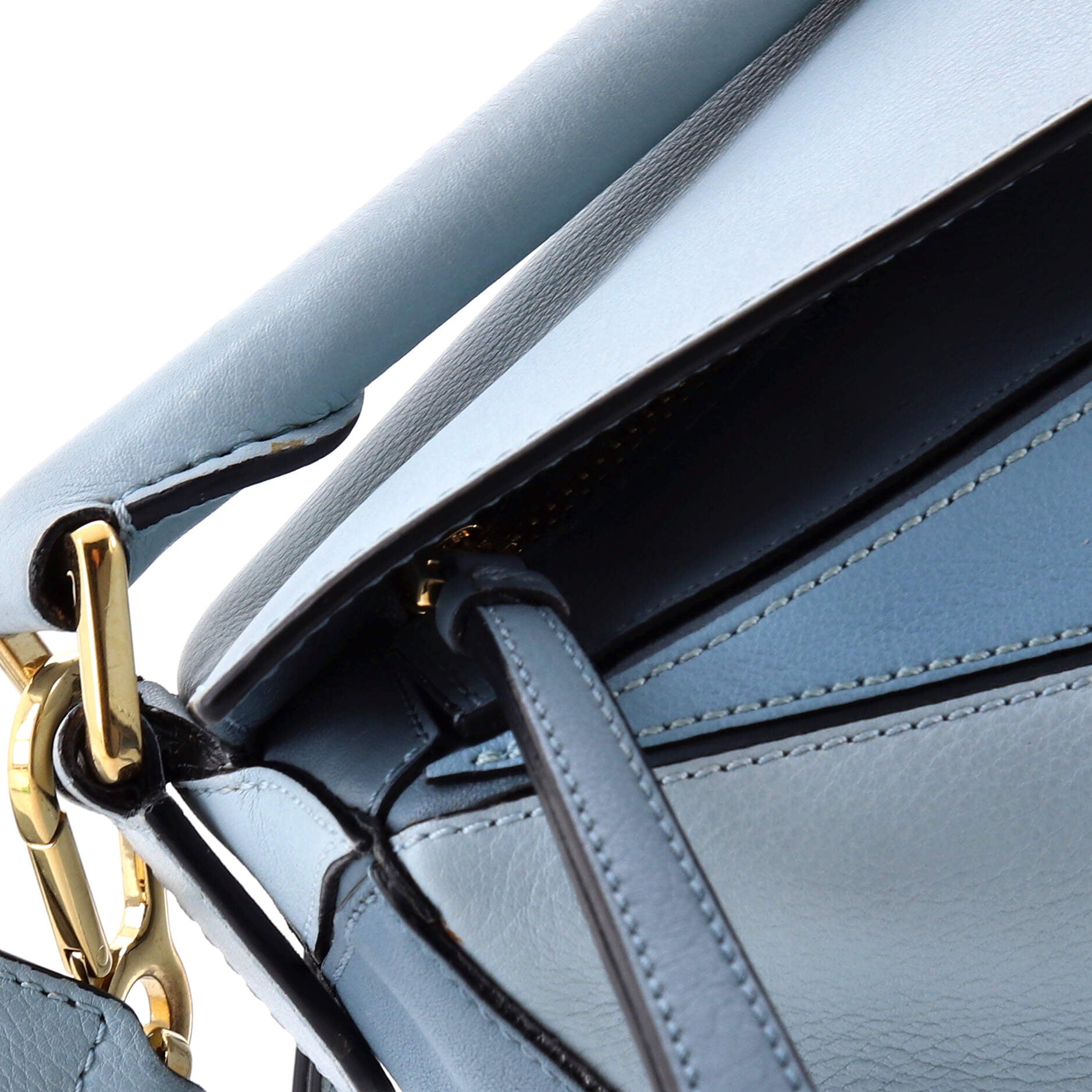 Pre-Loved Loewe Puzzle Bag Leather Medium - Image 7