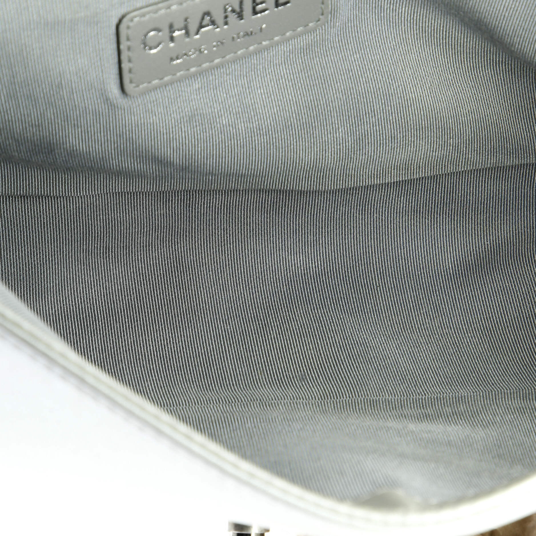 Pre-Loved Chanel Boy Flap Bag Quilted Calfskin Old Medium - Image 5