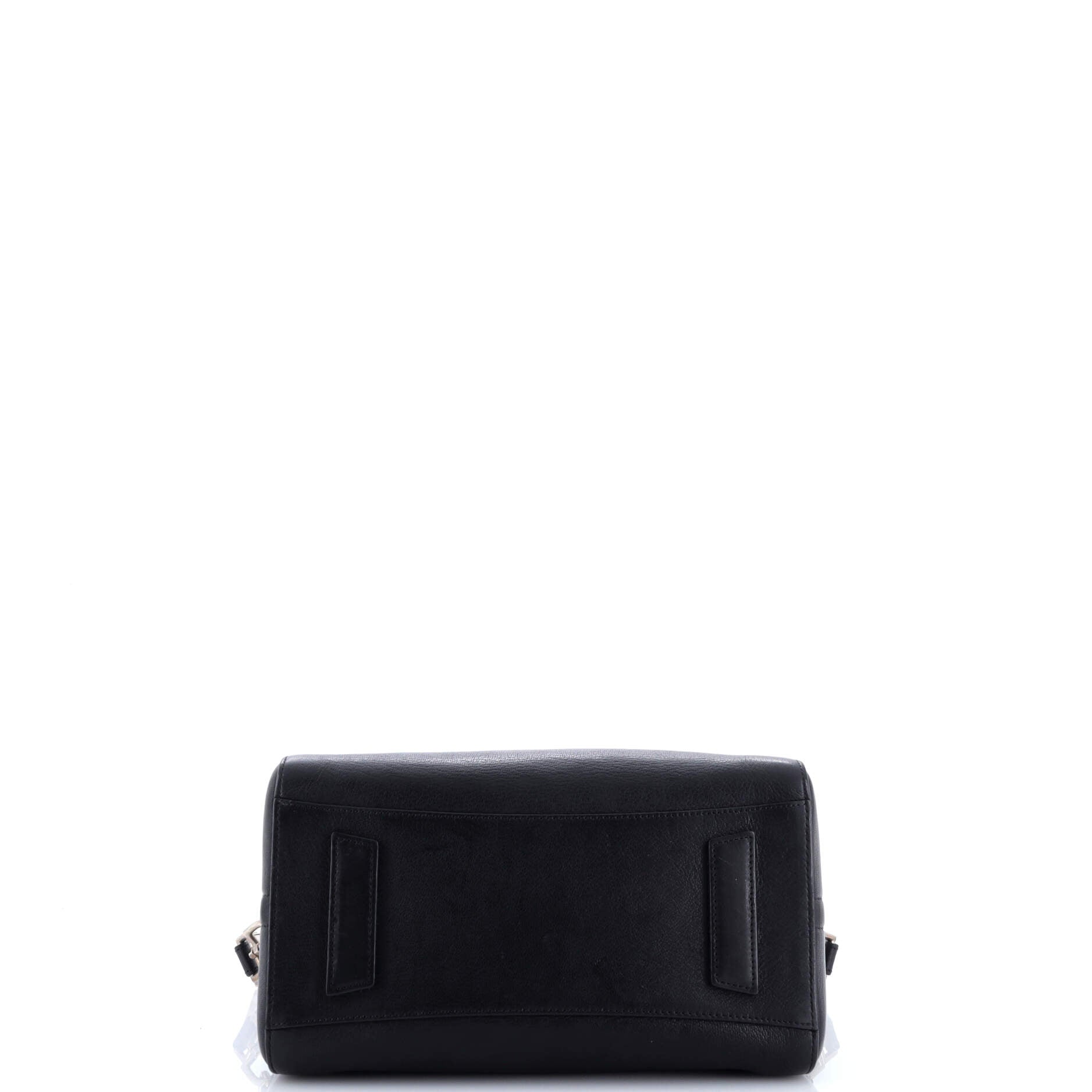 Pre-Loved Givenchy Antigona Bag Leather Small - Image 4