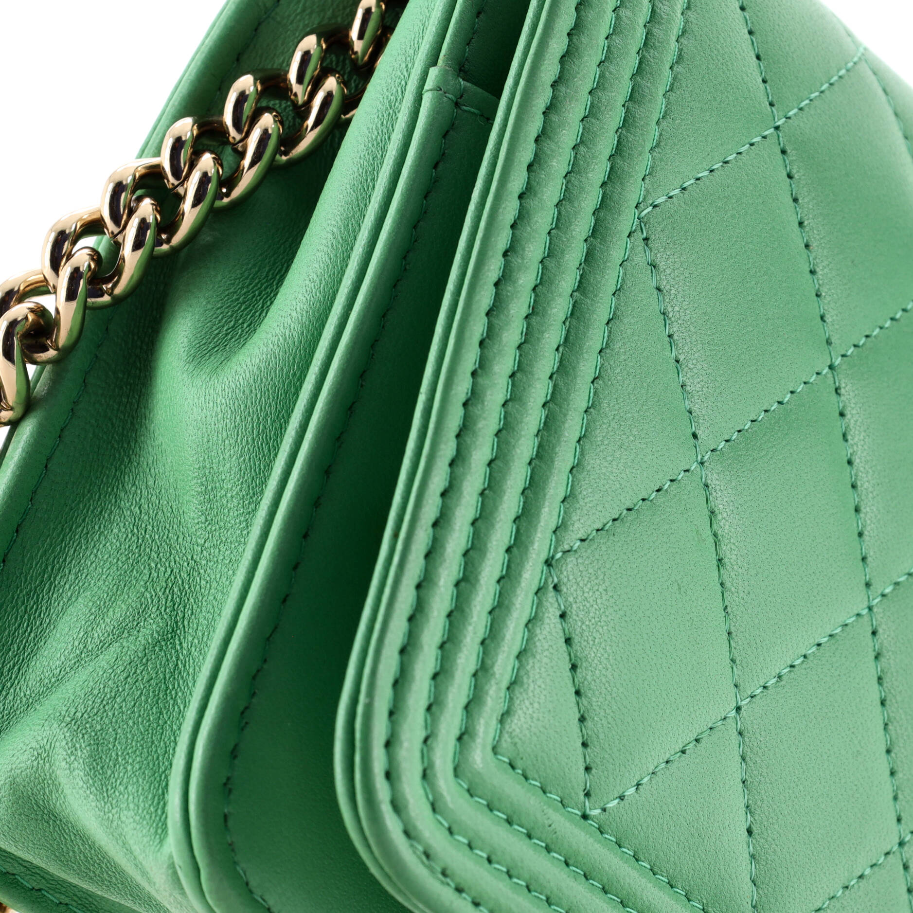 Pre-Loved Chanel Boy Wallet on Chain Quilted Lambskin - Image 7