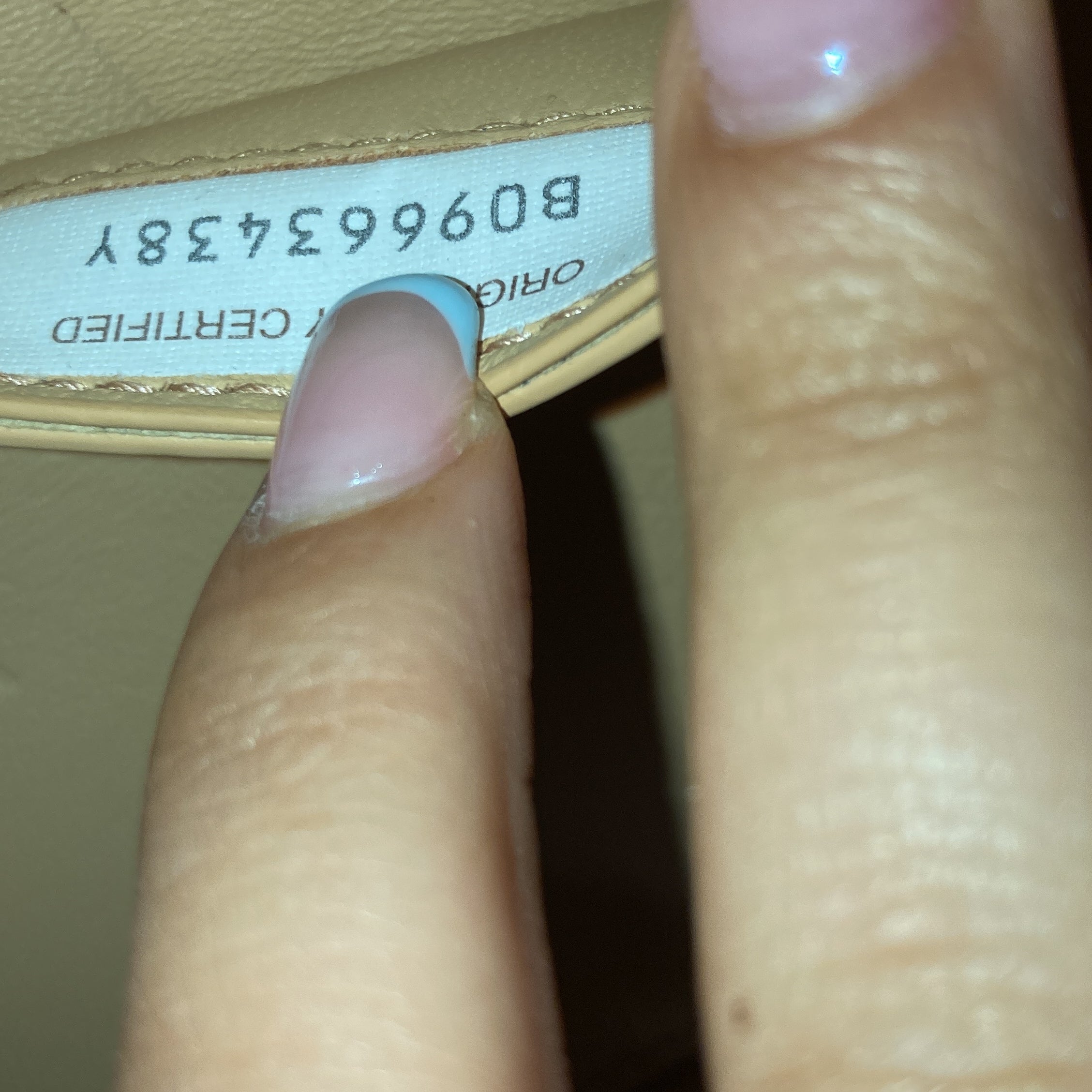 Pre-Loved Bottega Veneta Arco Tote Maxi Intrecciato Leather Small - Image 7