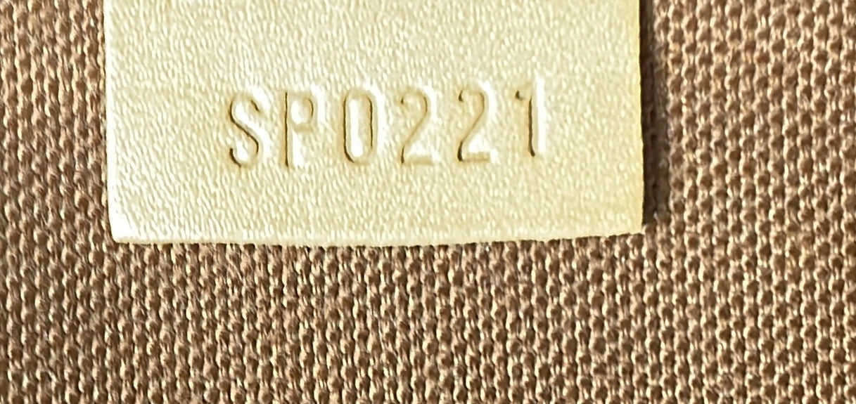 Pre-Loved Louis Vuitton Petit Sac Plat Bag Monogram Canvas - Image 8