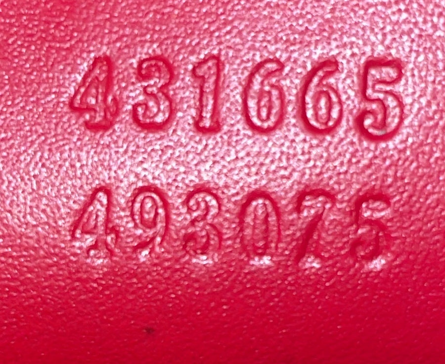 Pre-Loved Gucci Sylvie Top Handle Bag Leather Medium - Image 7