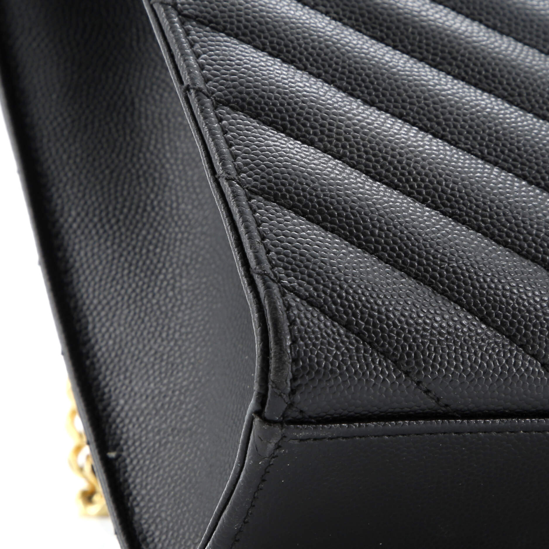 Pre-Loved Saint Laurent Classic Monogram Envelope Satchel Matelasse Chevron Leather Large - Image 7