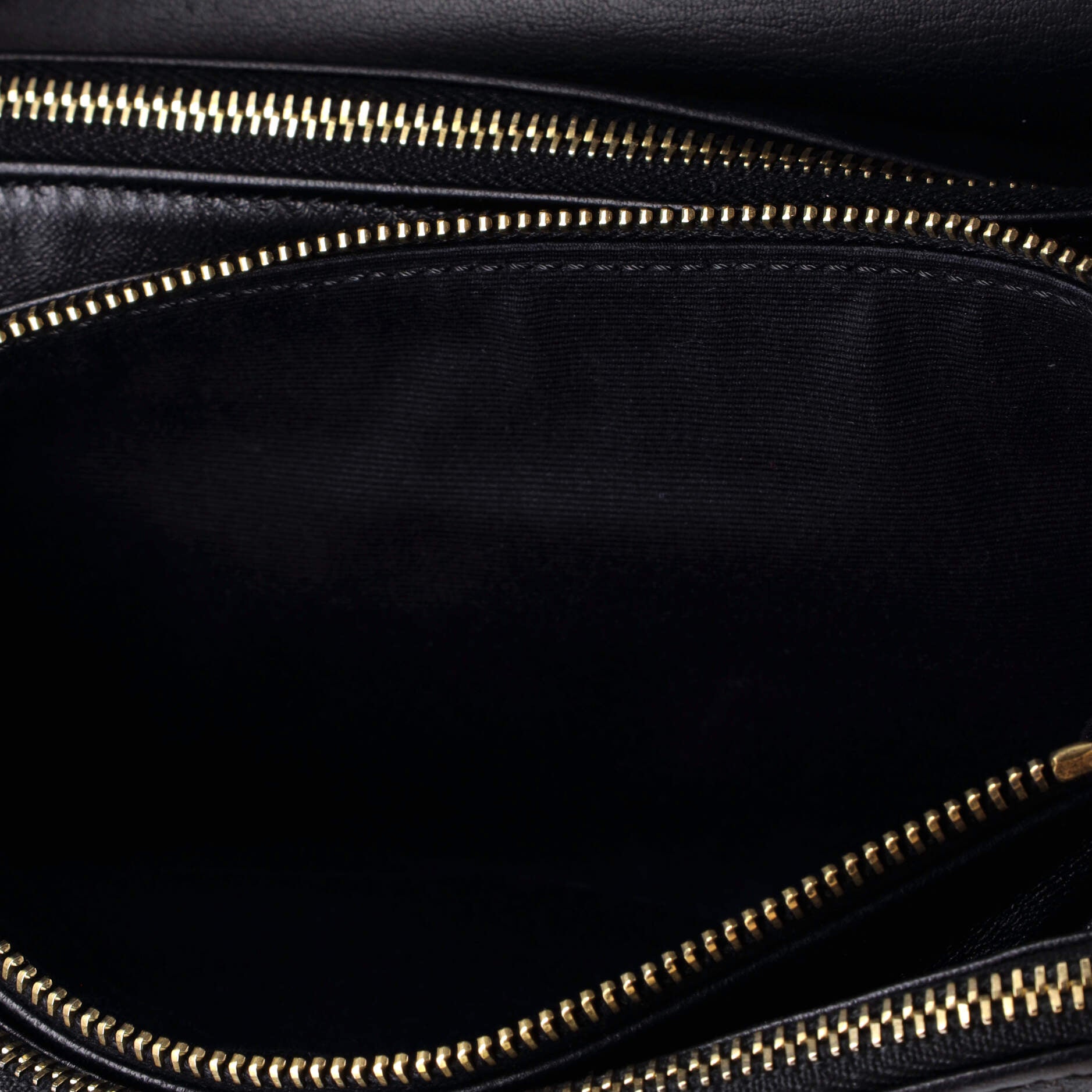 Pre-Loved Saint Laurent Angie Chain Shoulder Bag Quilted Leather Small - Image 5