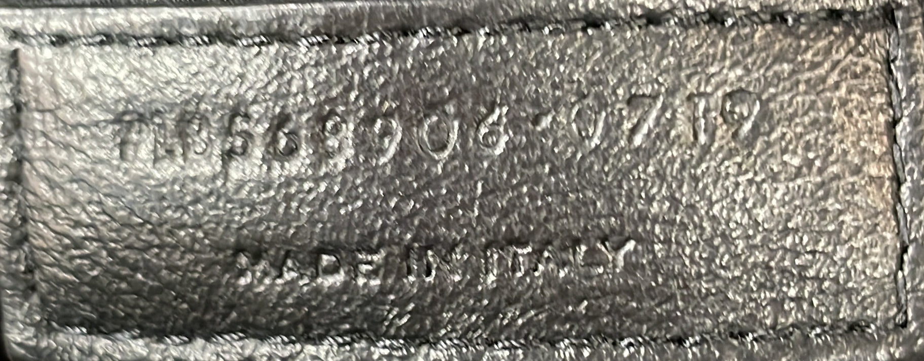 Pre-Loved Saint Laurent Angie Chain Shoulder Bag Quilted Leather Small - Image 7