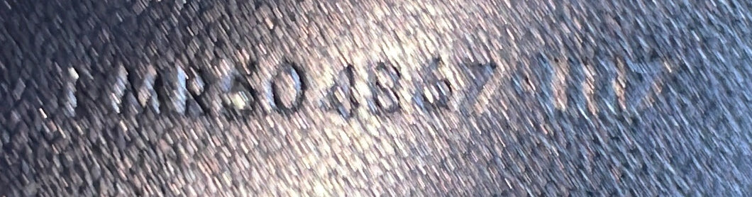 Pre-Loved Saint Laurent Niki Zip Shopping Tote Matelasse Chevron Leather Large - Image 6