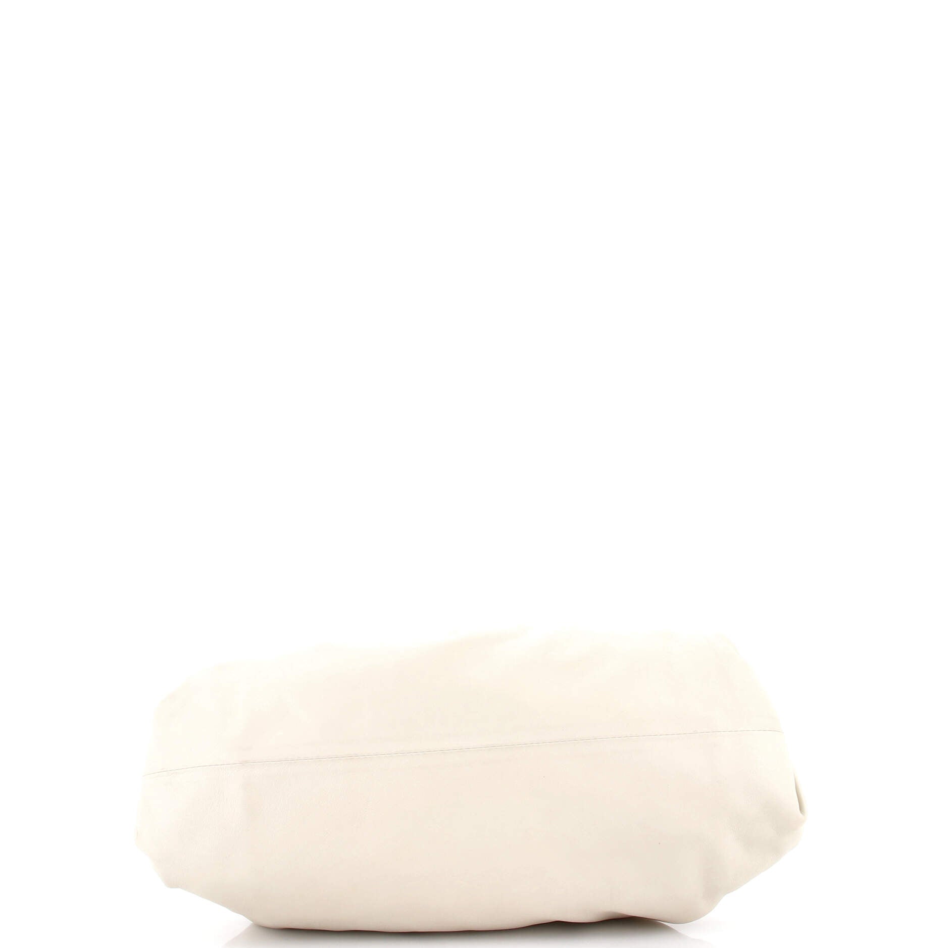 Pre-Loved Bottega Veneta The Pouch Leather Teen - Image 4