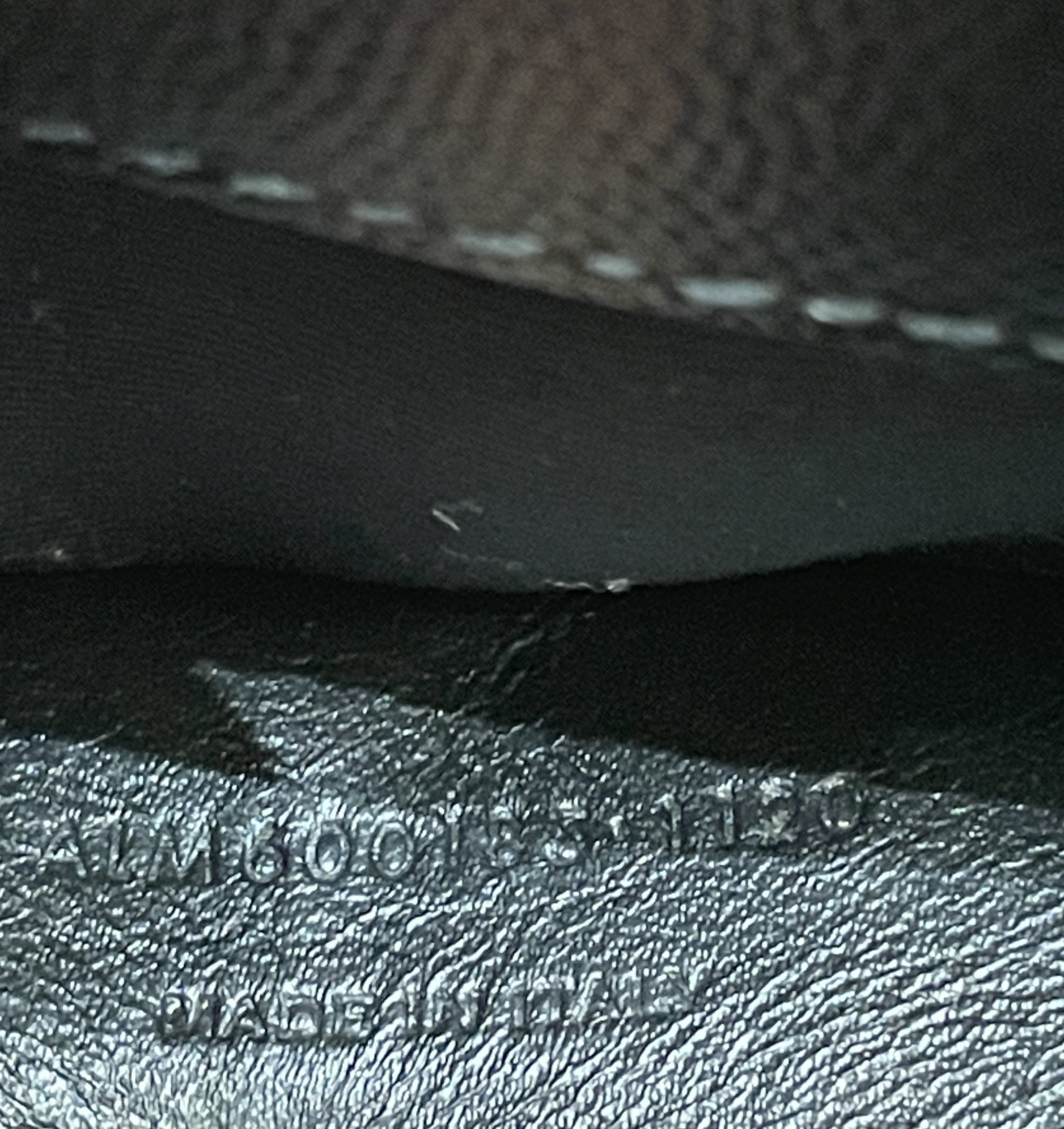 Pre-Loved Saint Laurent Classic Monogram Envelope Satchel Mixed Matelasse Leather Medium - Image 8