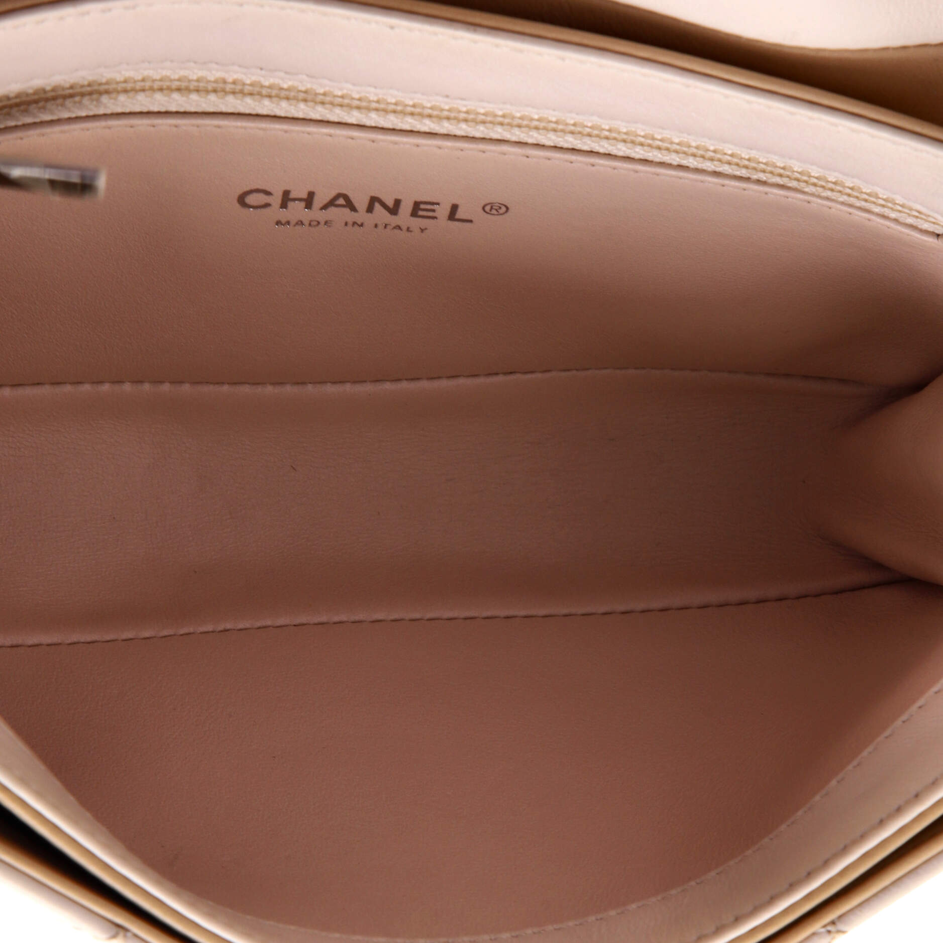 Pre-Loved Chanel CC Chain Flap Shoulder Bag Quilted Calfskin Small - Image 5