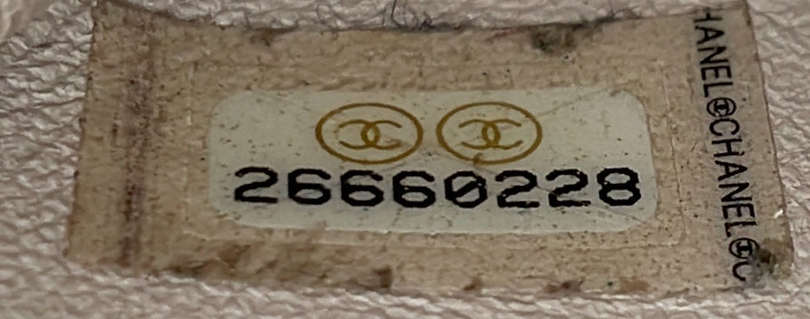 Pre-Loved Chanel CC Chain Flap Shoulder Bag Quilted Calfskin Small - Image 8