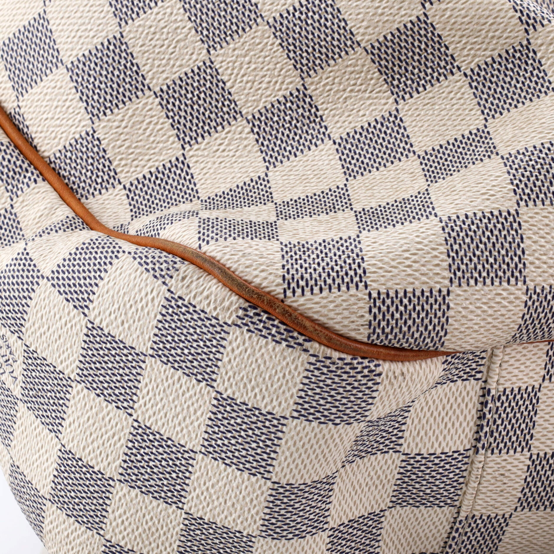 Pre-Loved Louis Vuitton Evora Handbag Damier GM - Image 7