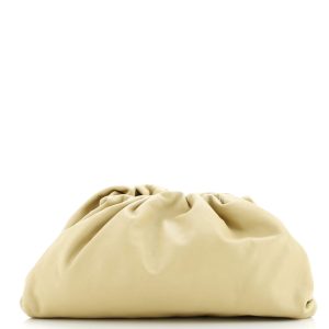 Pre-Loved Bottega Veneta The Pouch Leather Teen