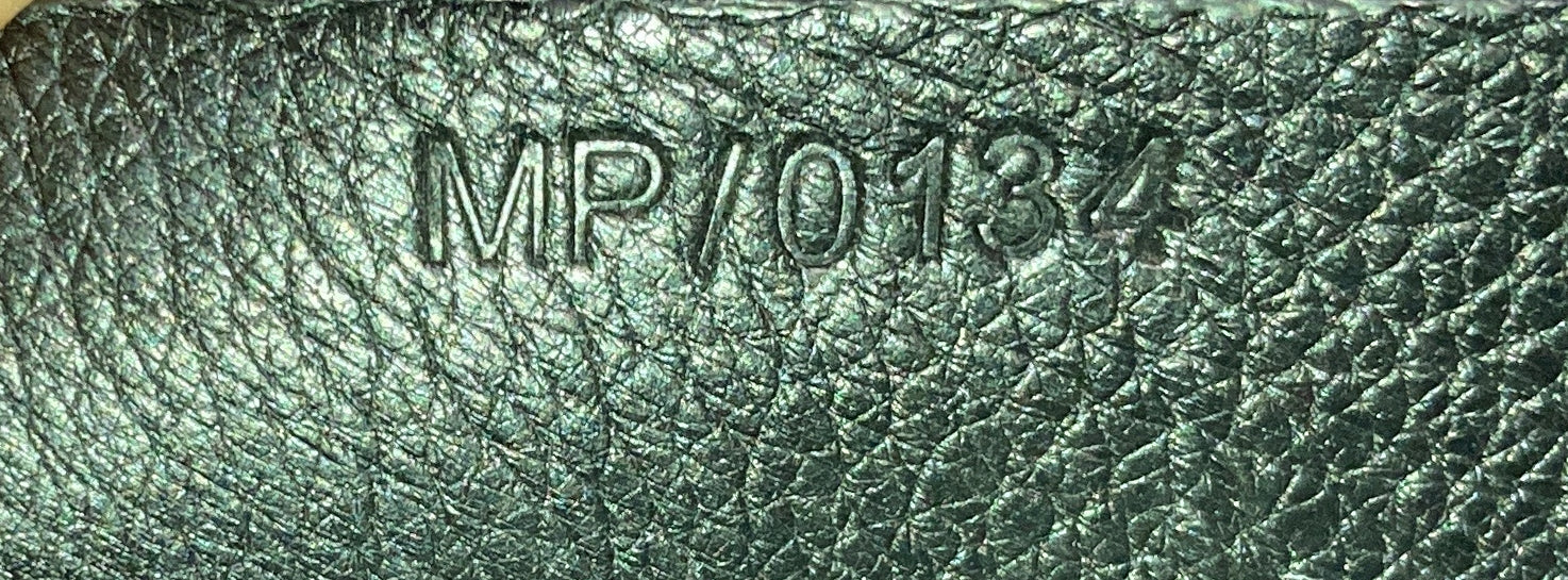 Pre-Loved Givenchy Antigona Bag Leather Medium - Image 7