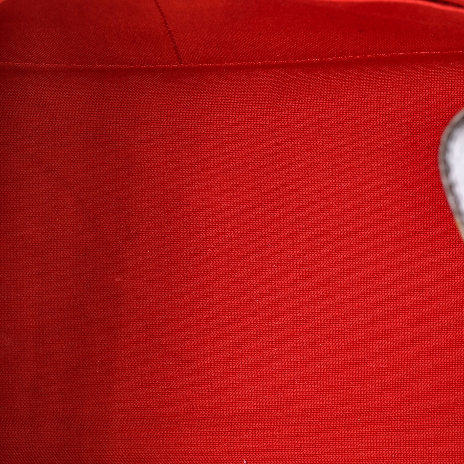 Pre-Loved Louis Vuitton OnTheGo Tote Reverse Monogram Giant MM - Image 6