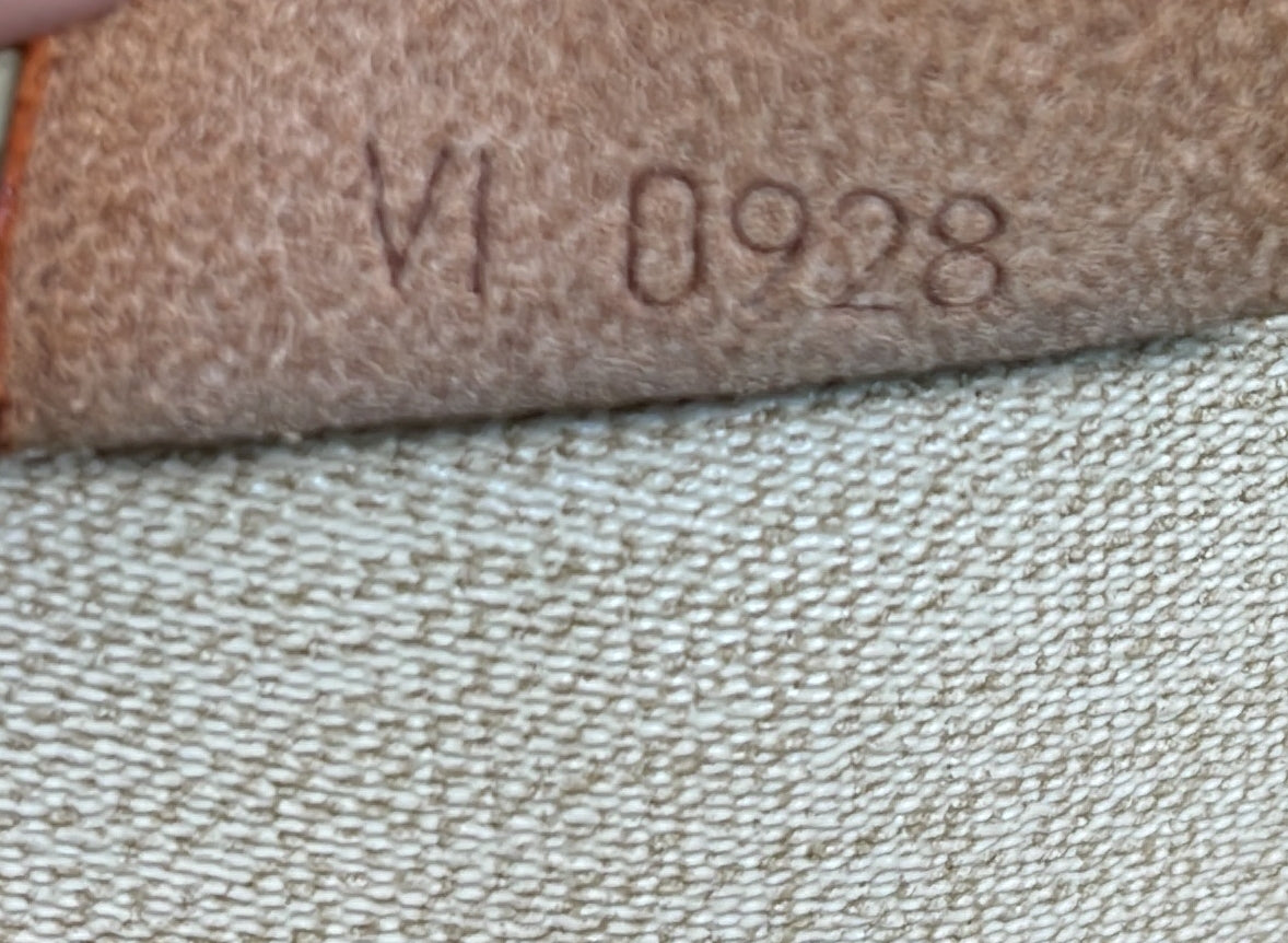 Pre-Loved Louis Vuitton Deauville Handbag Monogram Canvas - Image 8