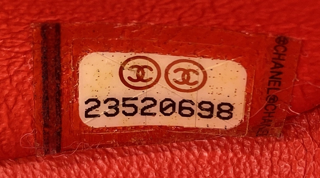 Pre-Loved Chanel Classic Double Flap Bag Quilted Lambskin Medium - Image 7