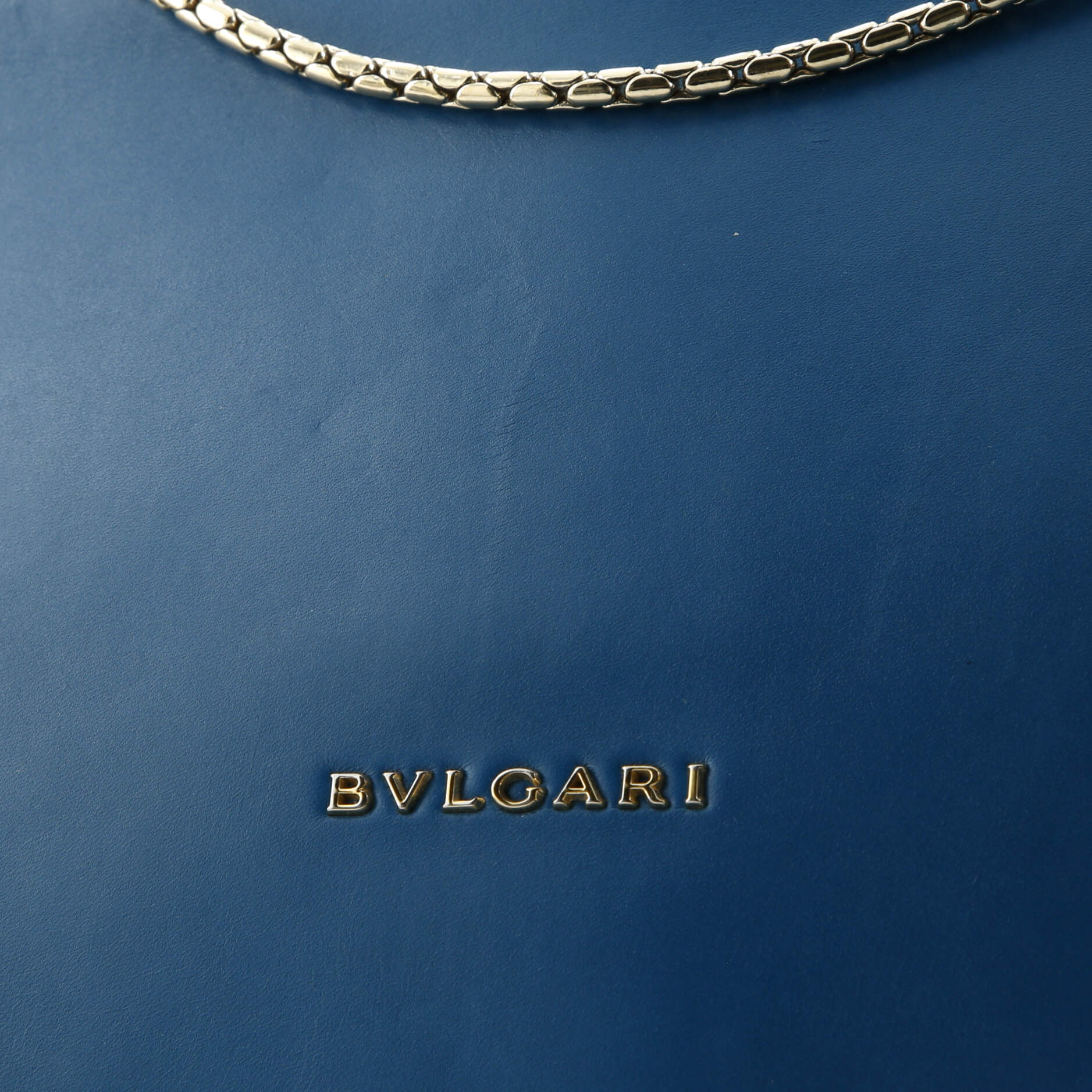 Pre-Loved Bvlgari Serpenti Forever Shoulder Bag Leather and Stingray Medium - Image 8