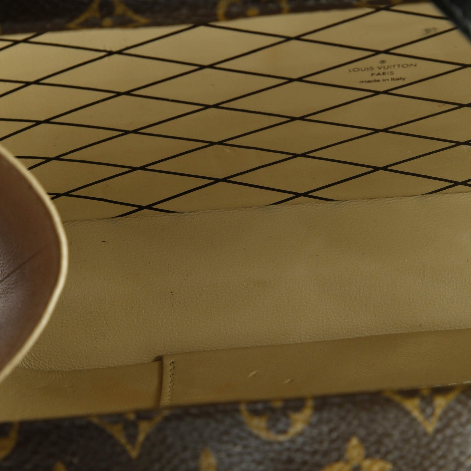 Pre-Loved Louis Vuitton Petite Malle Handbag Monogram Canvas - Image 5