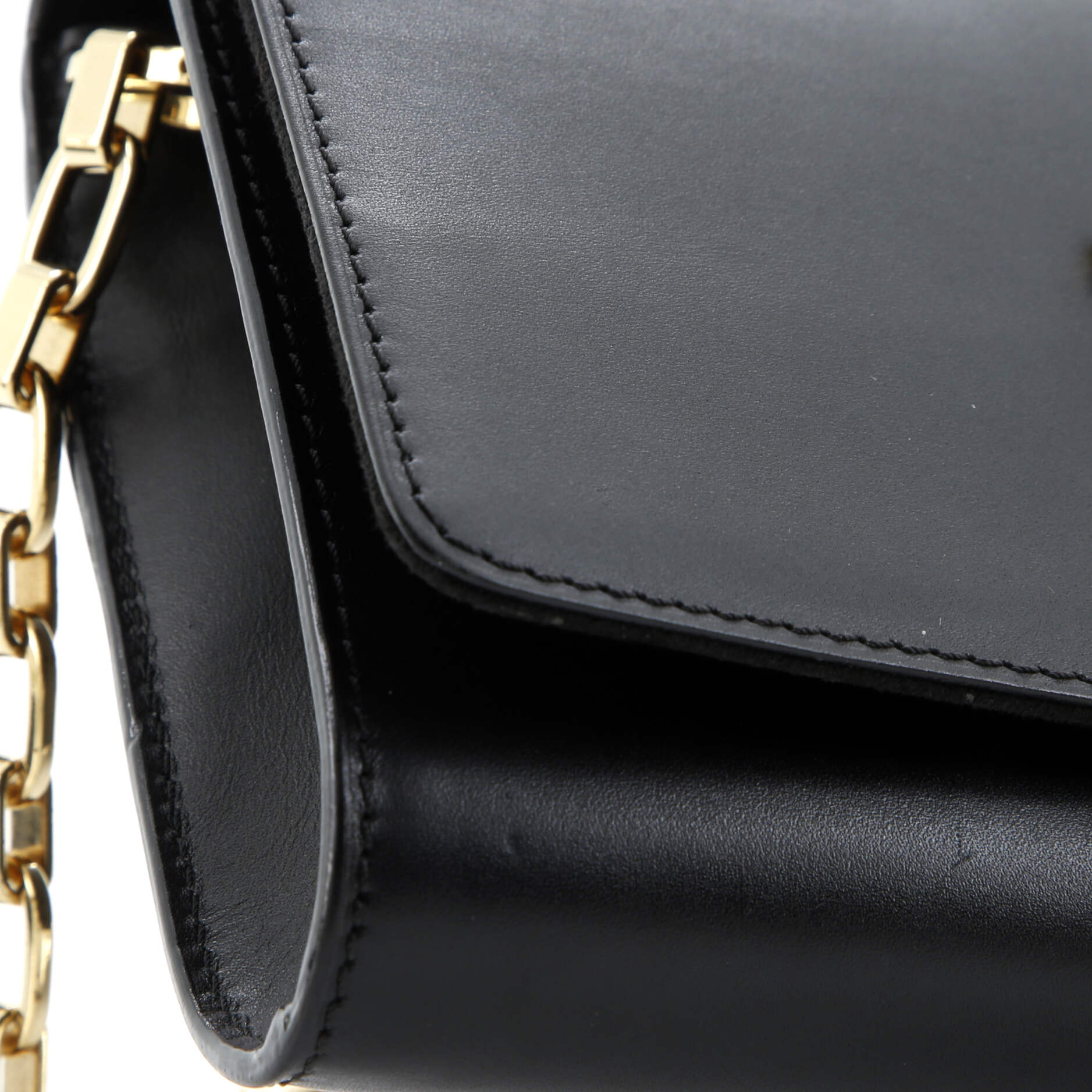 Pre-Loved Louis Vuitton Chain Louise Clutch Leather GM - Image 8