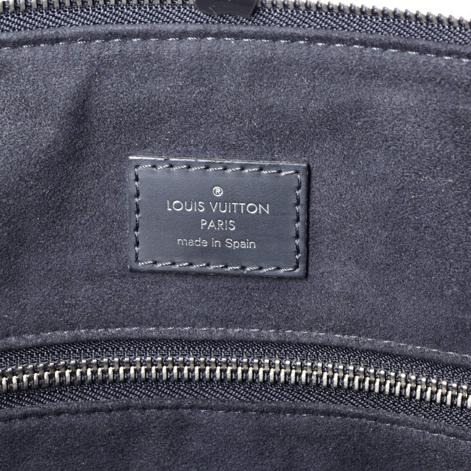 Pre-Loved Louis Vuitton Greenwich Messenger Bag Damier Cobalt - Image 7