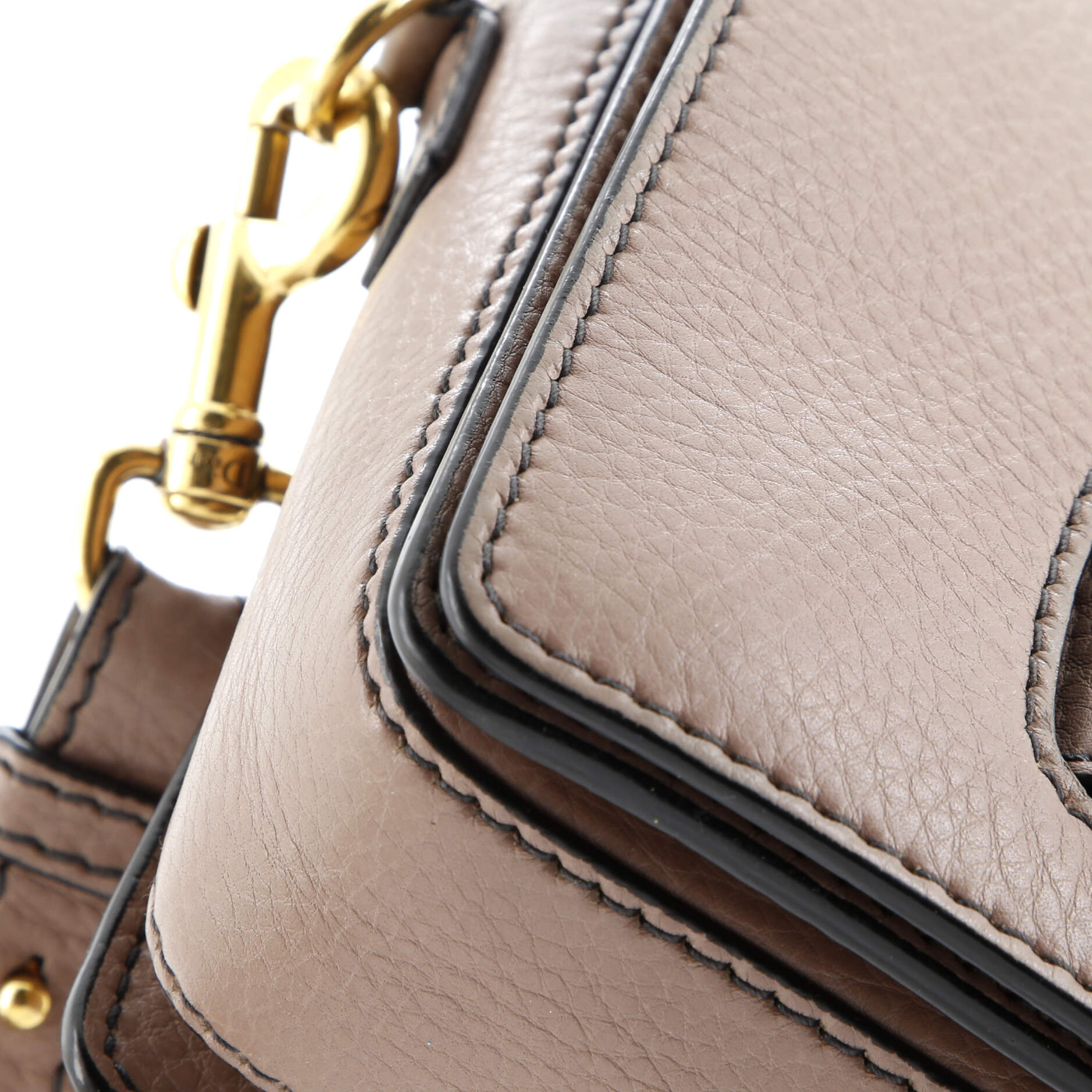 Pre-Loved Christian Dior Dio(r)evolution Flap Bag Leather Medium - Image 7