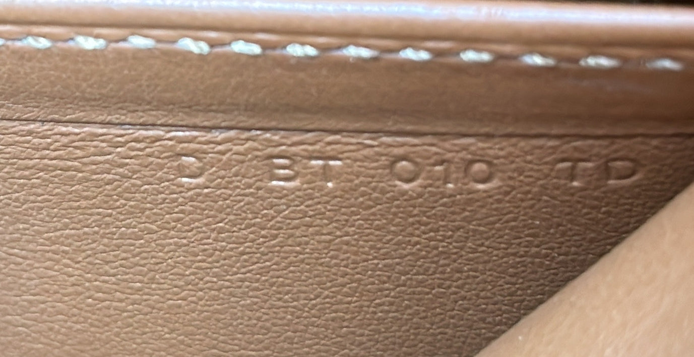 Pre-Loved Hermes Saut Bag Barenia Faubourg 25 - Image 8