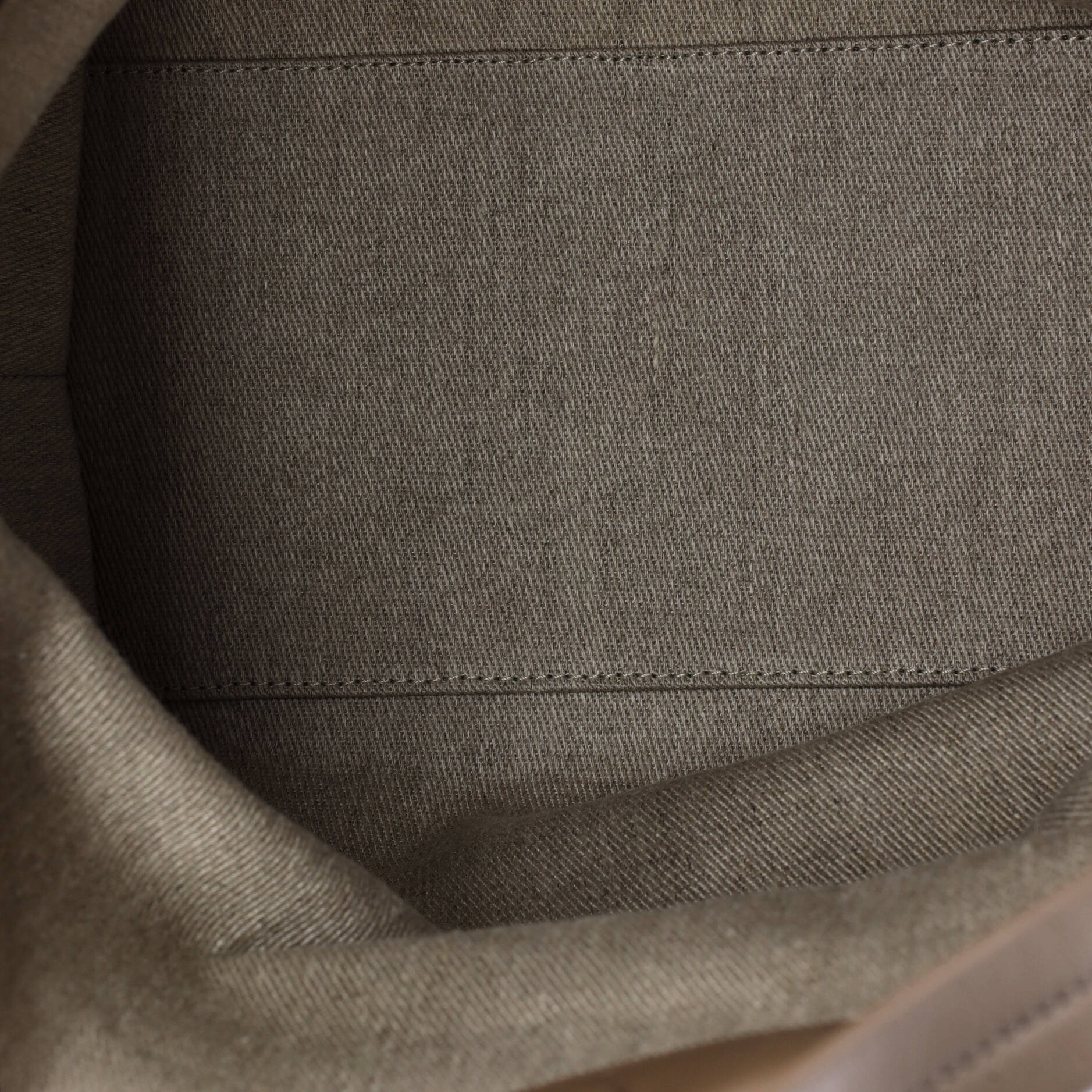 Pre-Loved Chloe Judy Tote Leather East West - Image 5