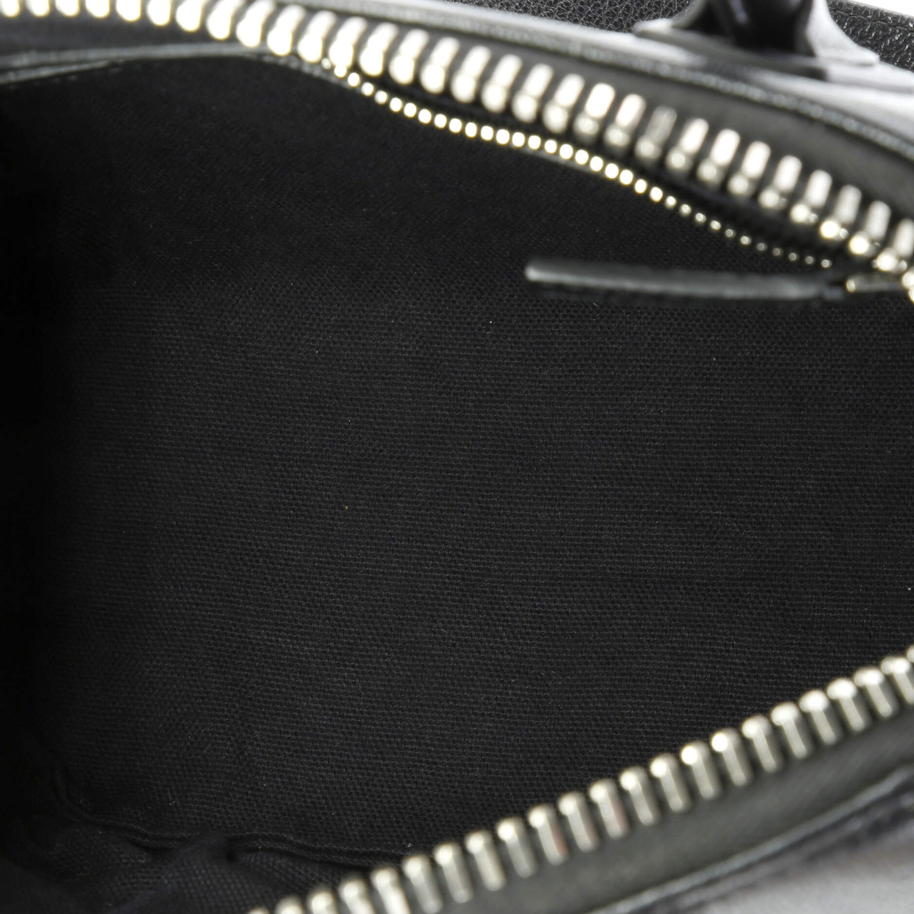Pre-Loved Givenchy Antigona Bag Leather Mini - Image 5