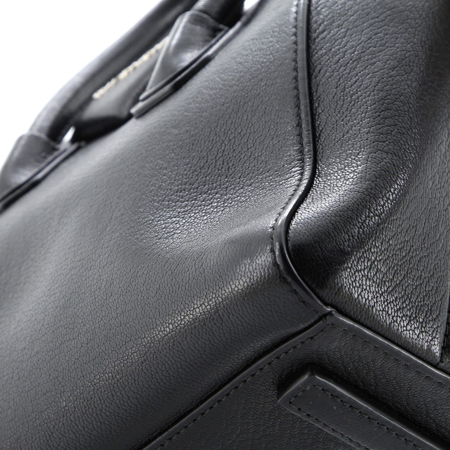 Pre-Loved Givenchy Antigona Bag Leather Mini - Image 7