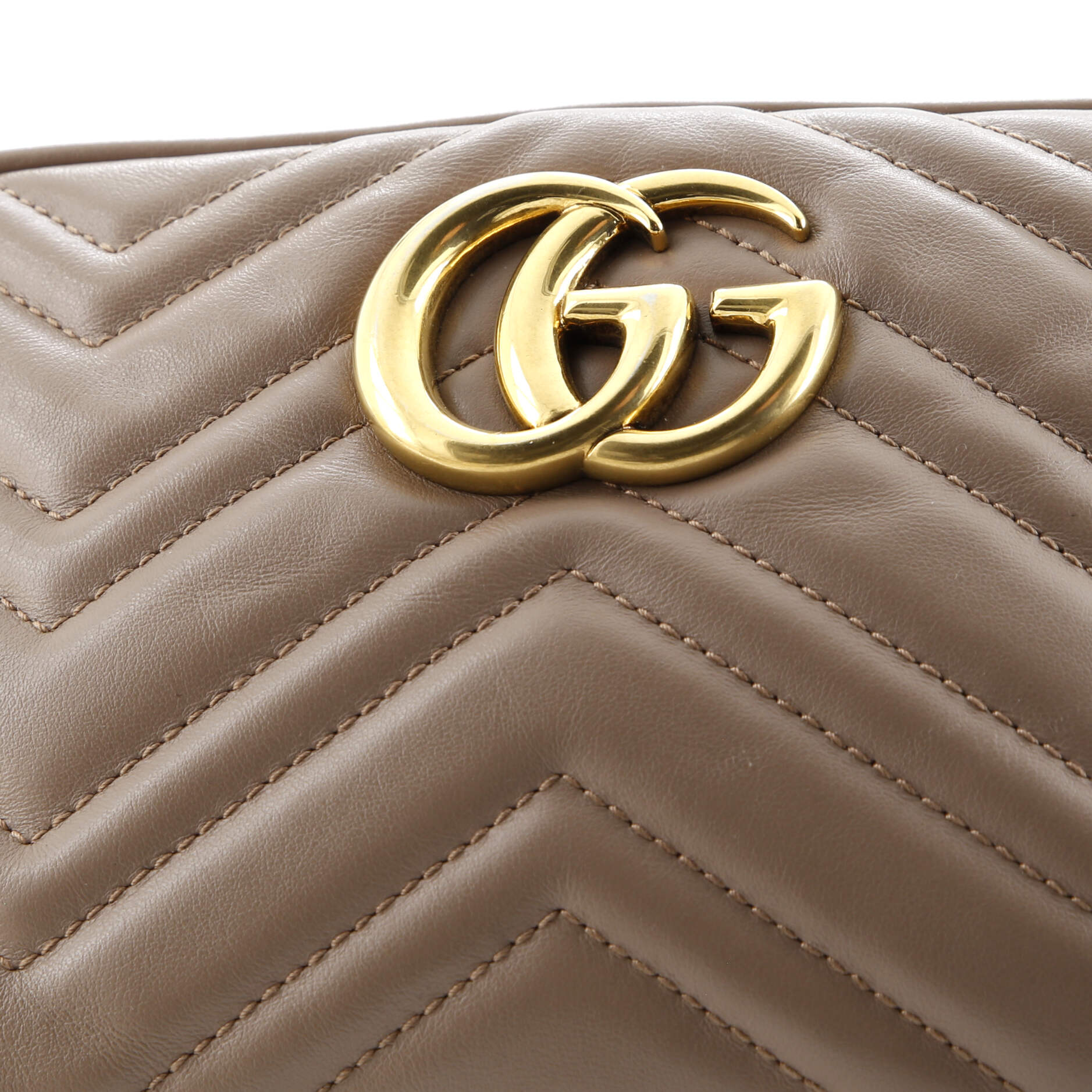 Pre-Loved Gucci GG Marmont Shoulder Bag Matelasse Leather Small - Image 6