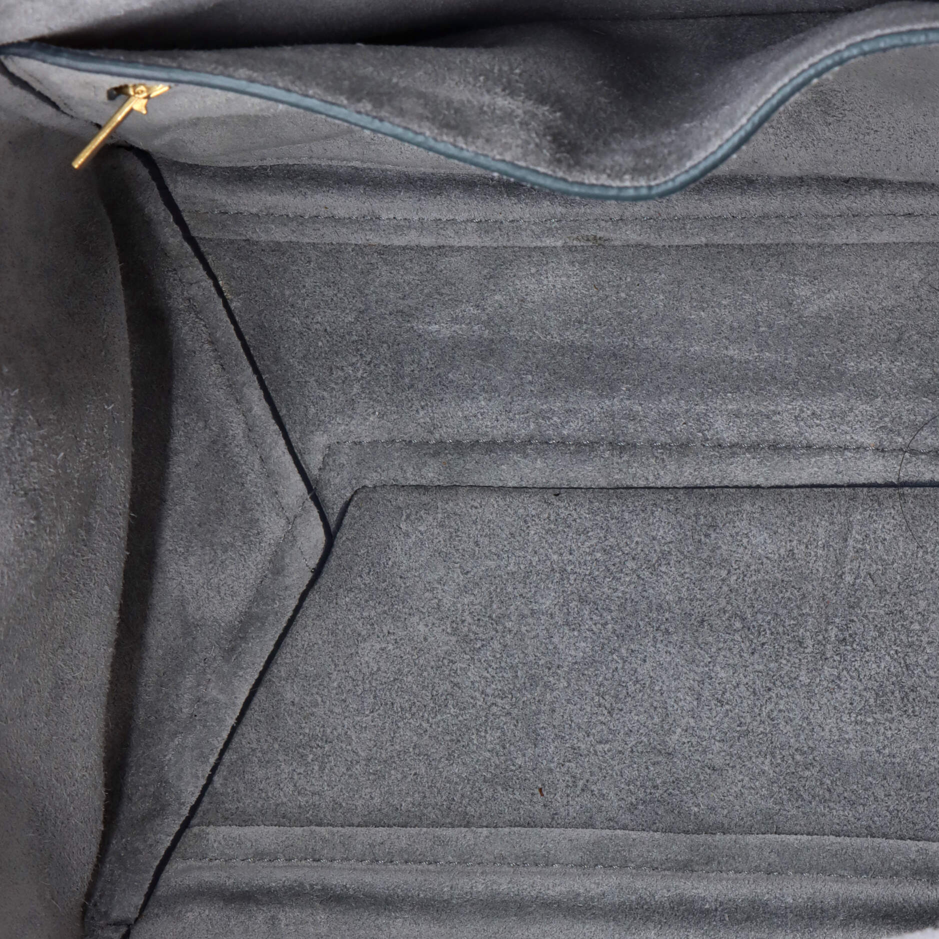 Pre-Loved Celine Sangle Seau Bag Calfskin Large - Image 5