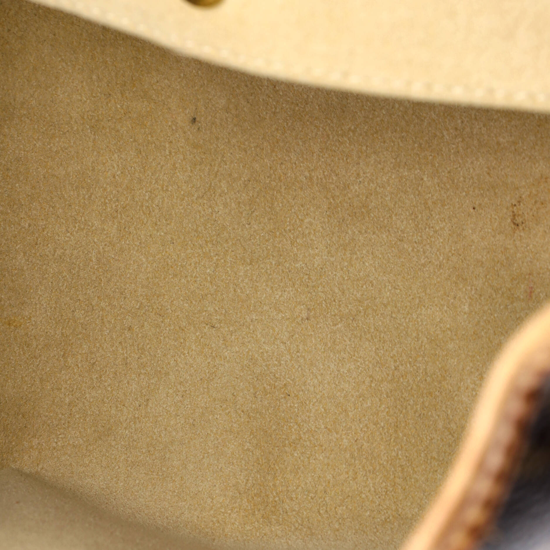 Pre-Loved Louis Vuitton Galliera Handbag Monogram Canvas PM - Image 5