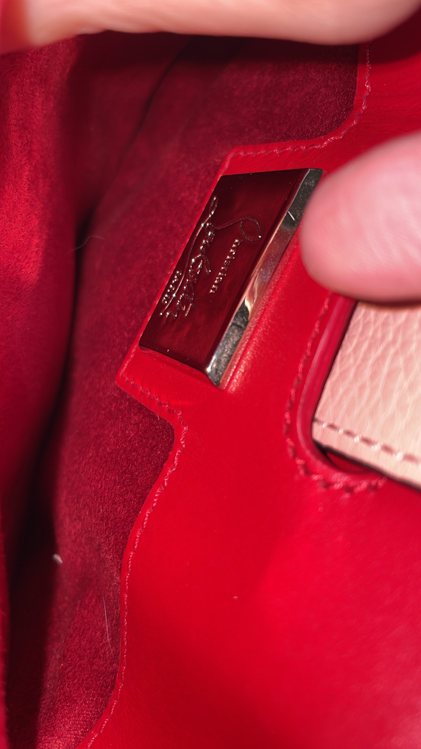 Pre-Loved Christian Louboutin Paloma Tote Leather Small - Image 8