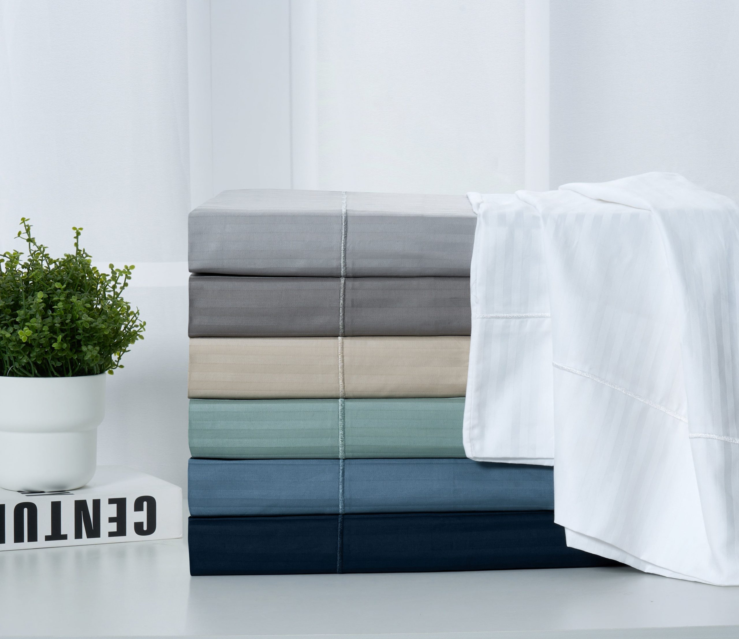 Kathy Ireland 500 Thread Count Damask Stripe Sheet Set with Optifit - Image 13