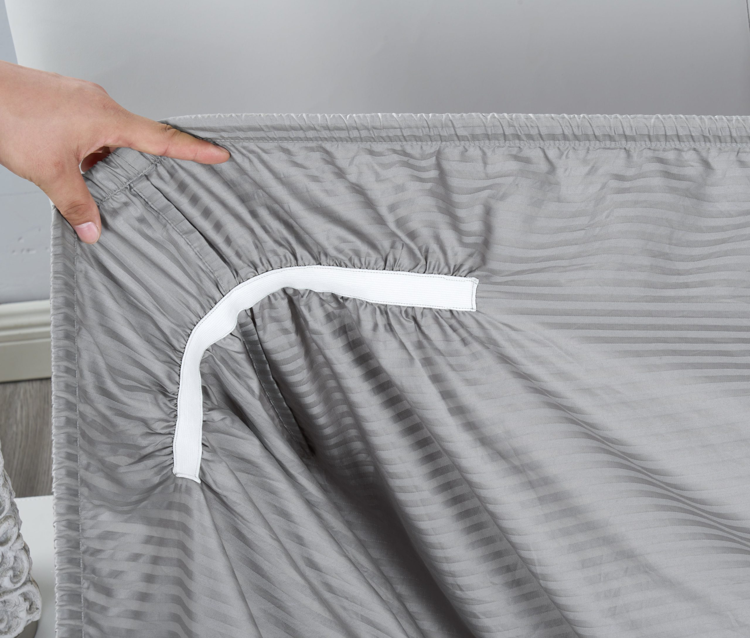 Kathy Ireland 500 Thread Count Damask Stripe Sheet Set with Optifit - Image 8