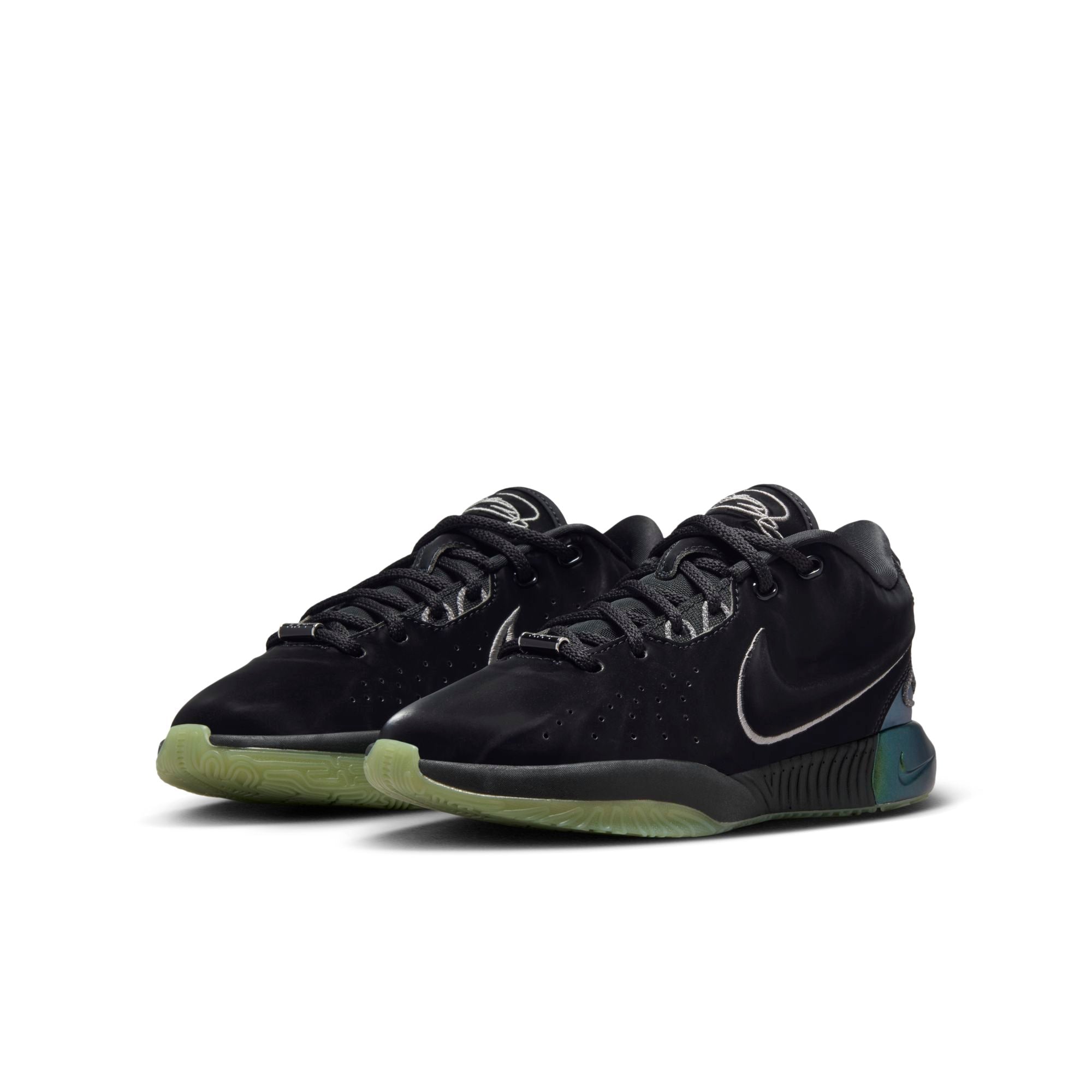 Nike Grade School Lebron 21 GS Shoes - Image 3