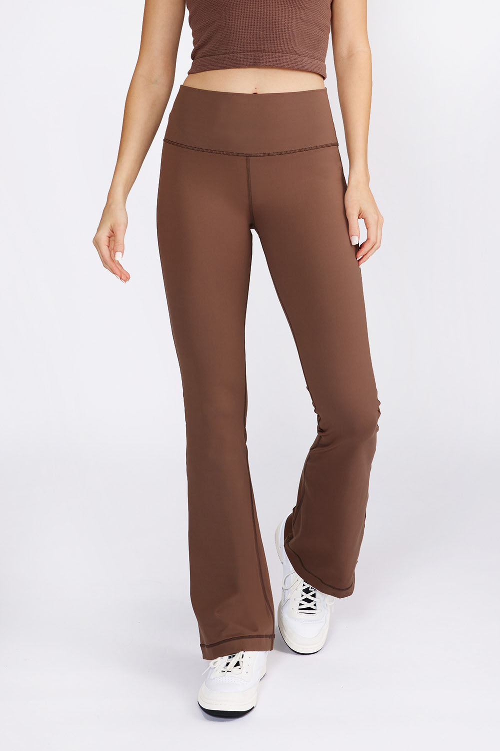 Cream Yoga Women's Grace flare legging mocha - Image 2