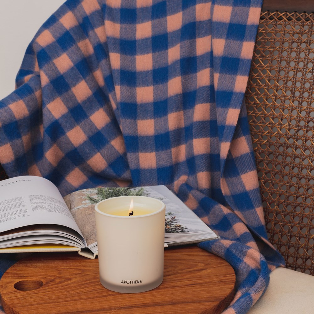 APOTHEKE Hinoki Lavender Classic Candle - Image 3