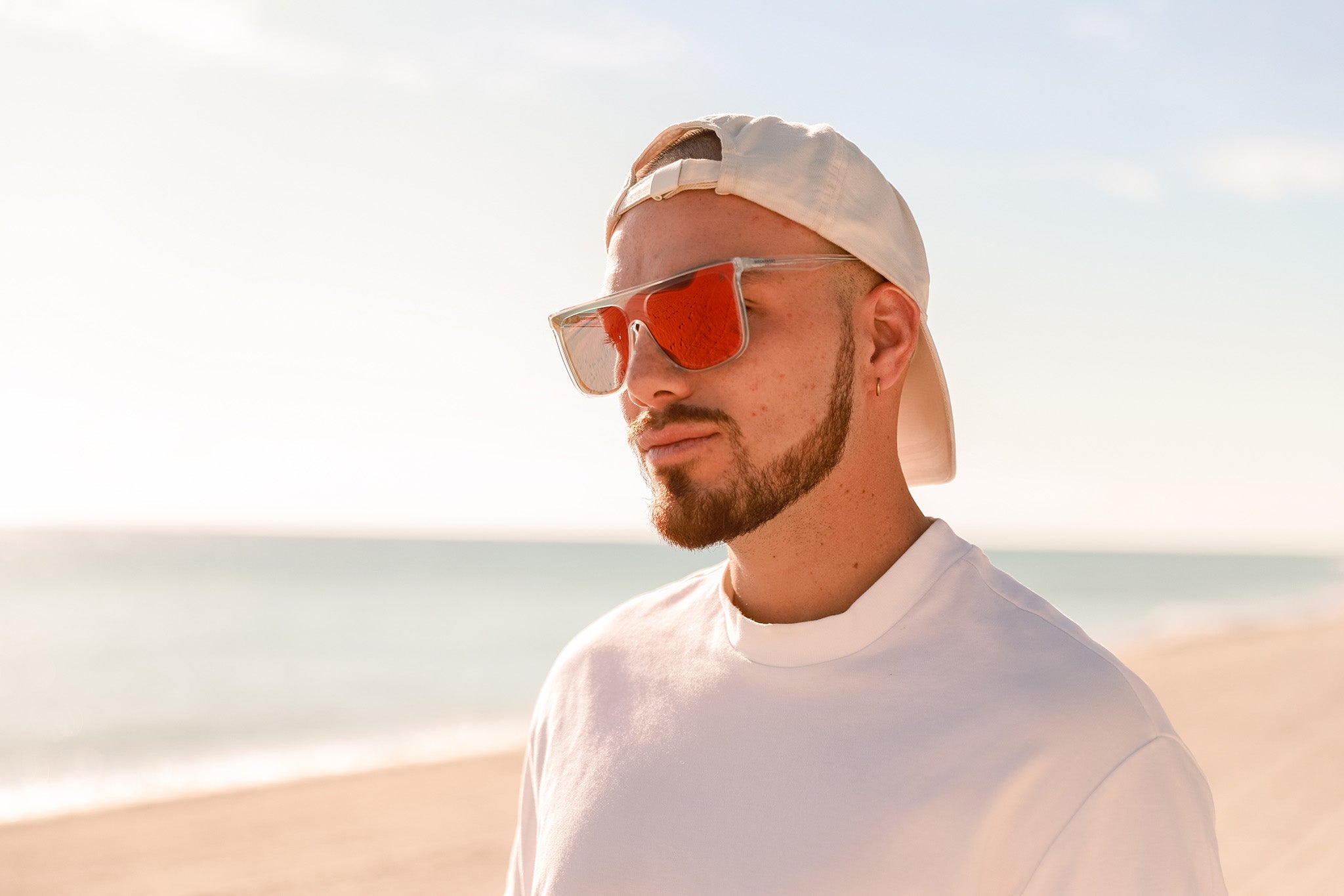 Biscayners Enid Crystal Men's Sunglasses - Image 3