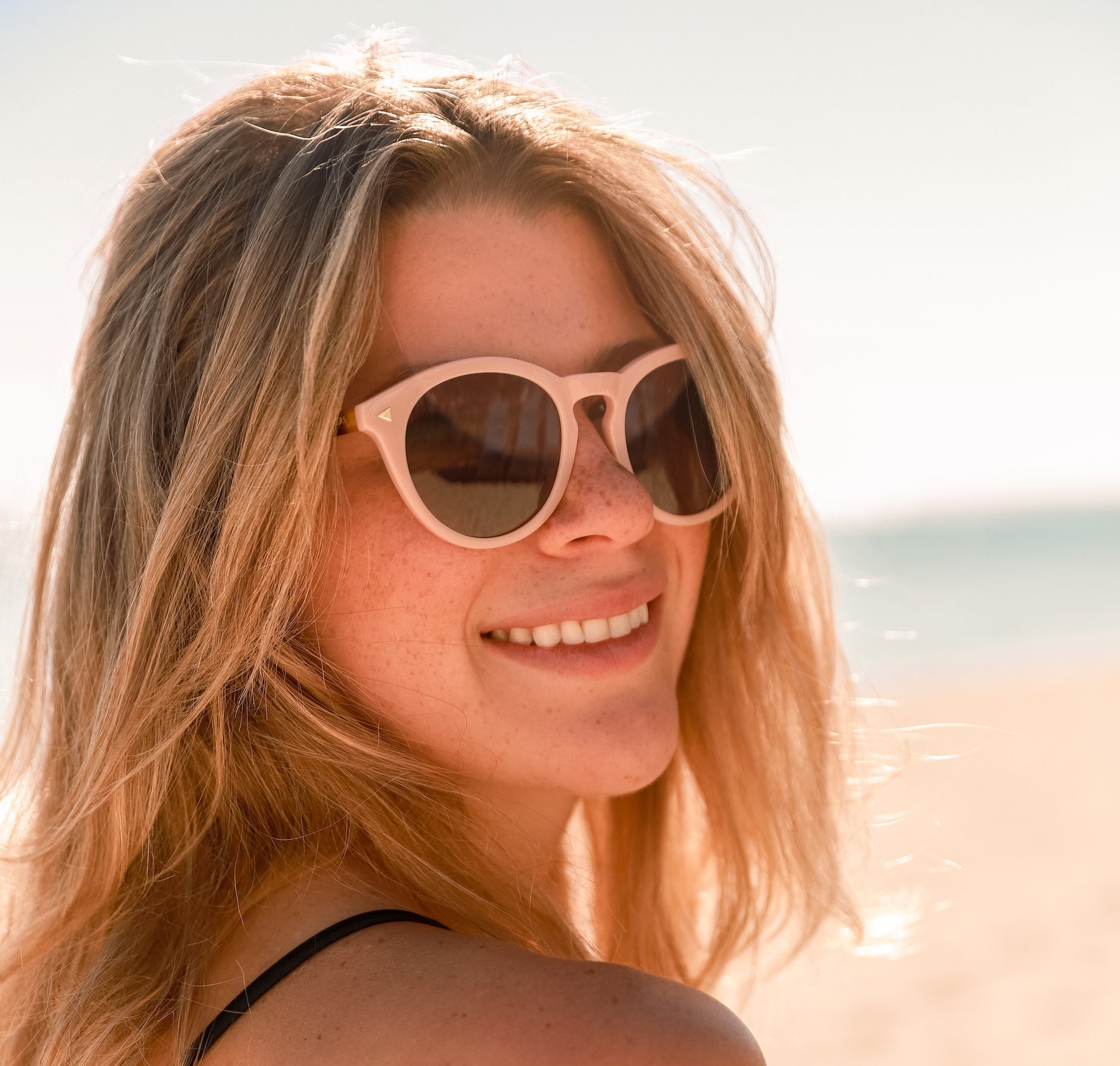 Biscayners Sunrise Pink Women's Sunglasses - Image 4