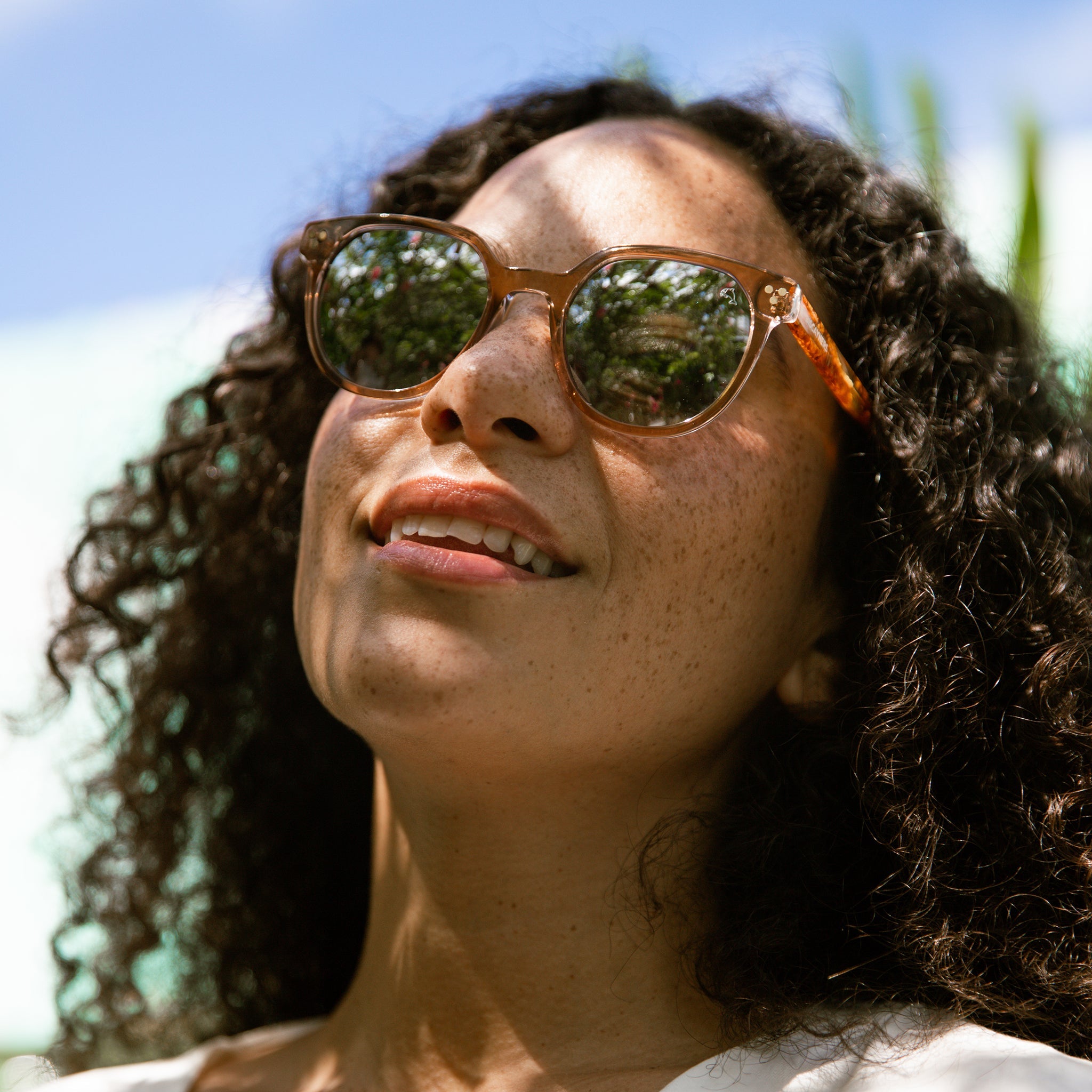 Biscayners Westwood Orange Women's Sunglasses - Image 3