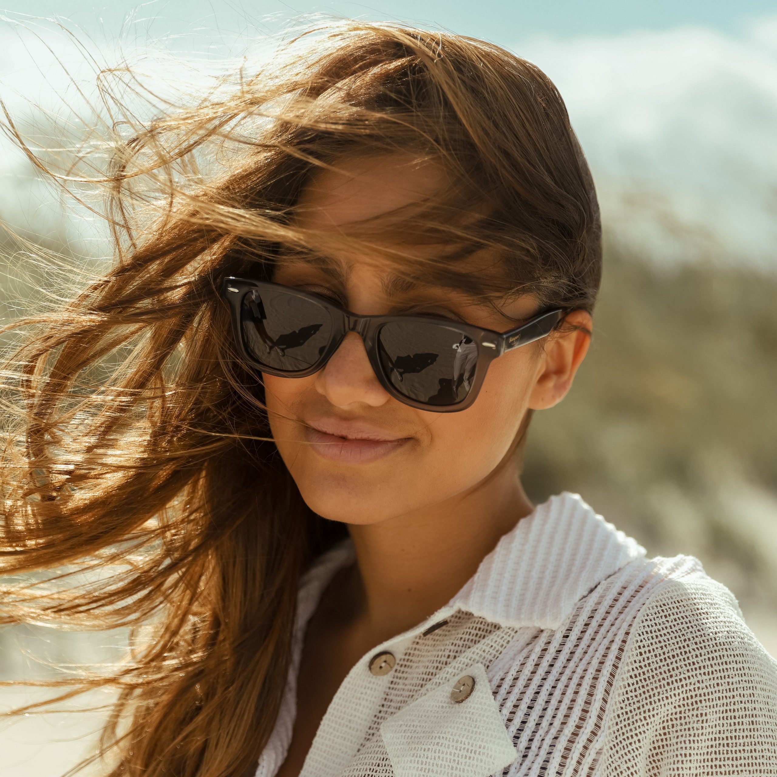 Biscayners Heather Grey Sunglasses - Image 3