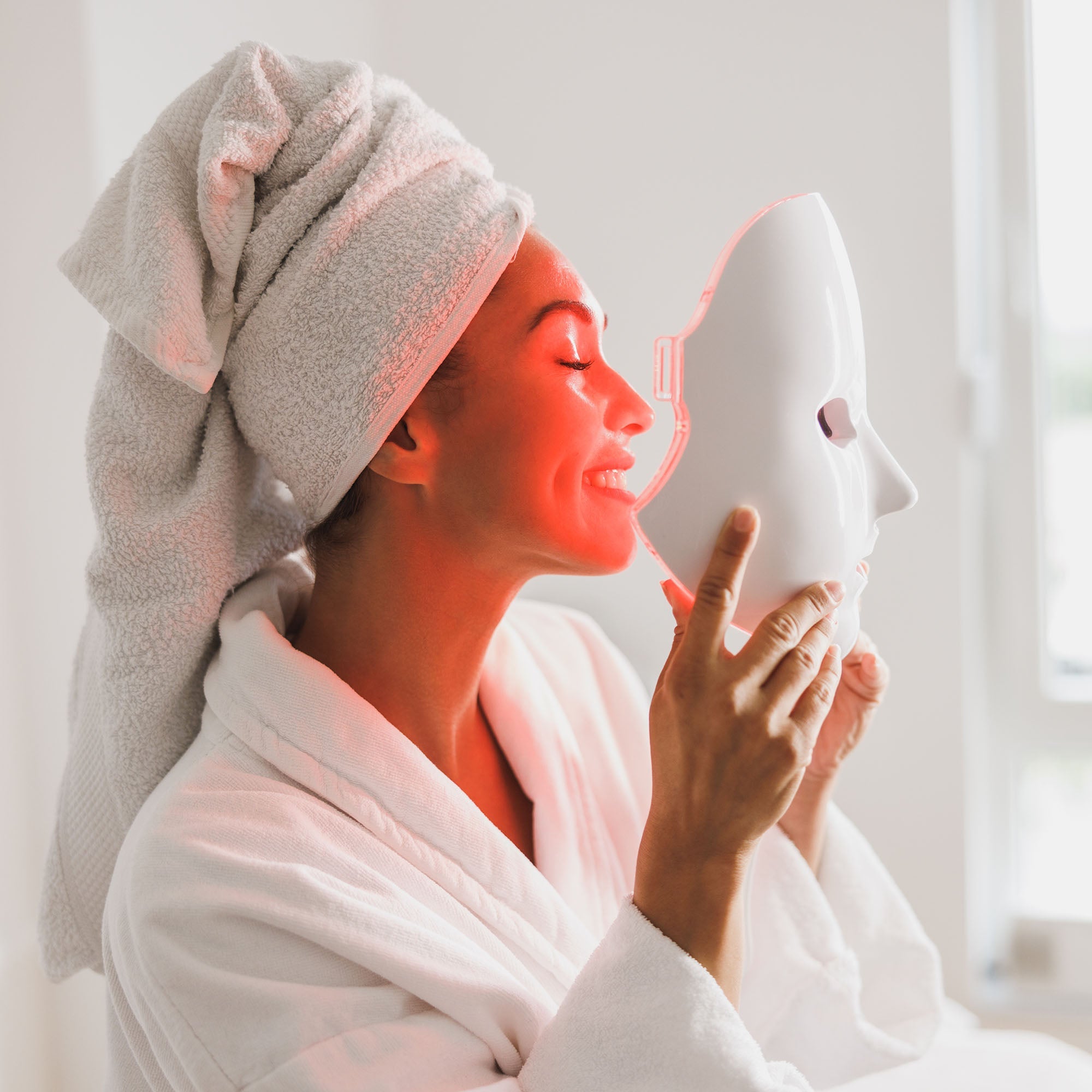 Pursonic 7-in-1 LED Light Therapy Face Mask ??Advanced Skincare at Home - Image 5