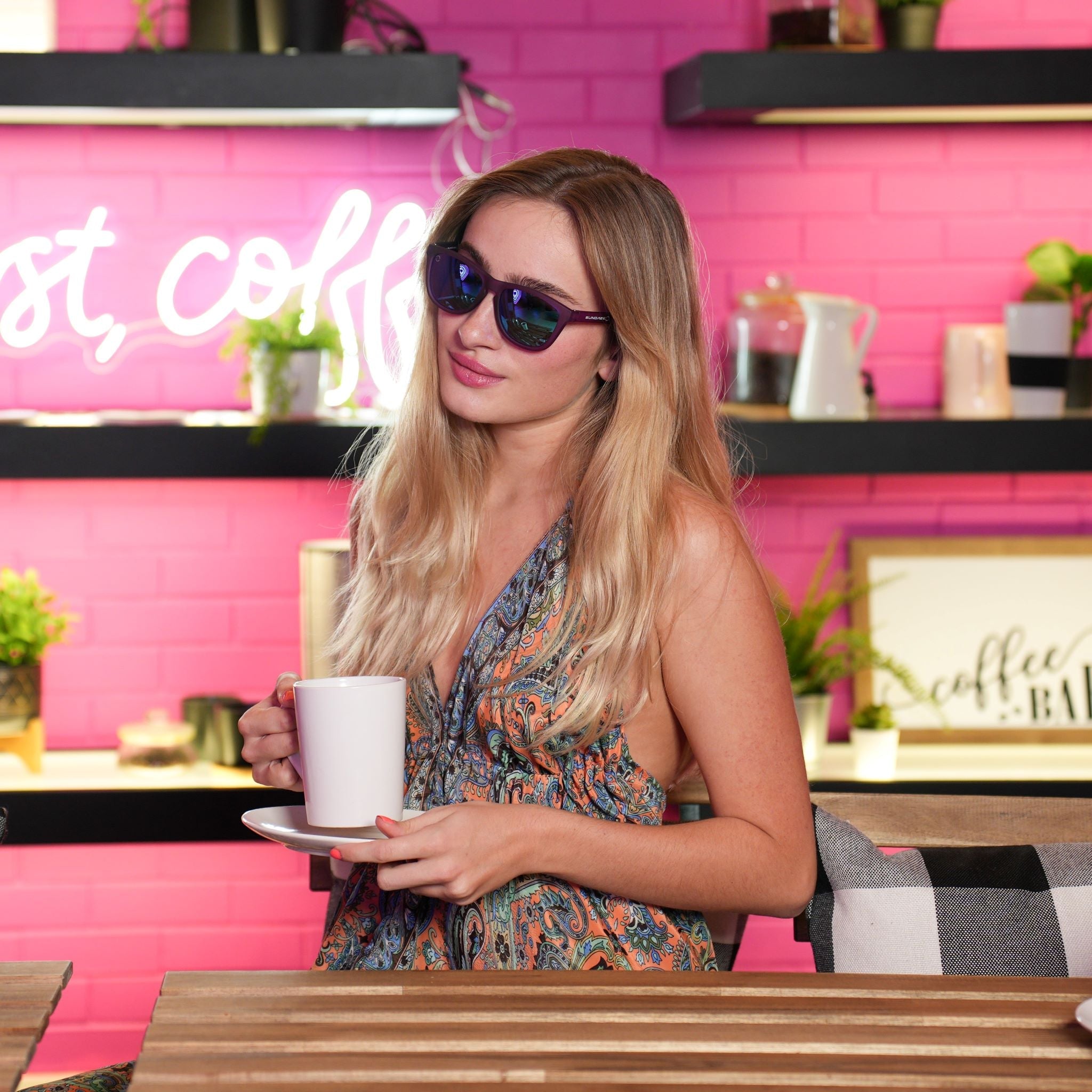 Sundaze Rays Maui Wowie Women's Sunglasses - Image 2