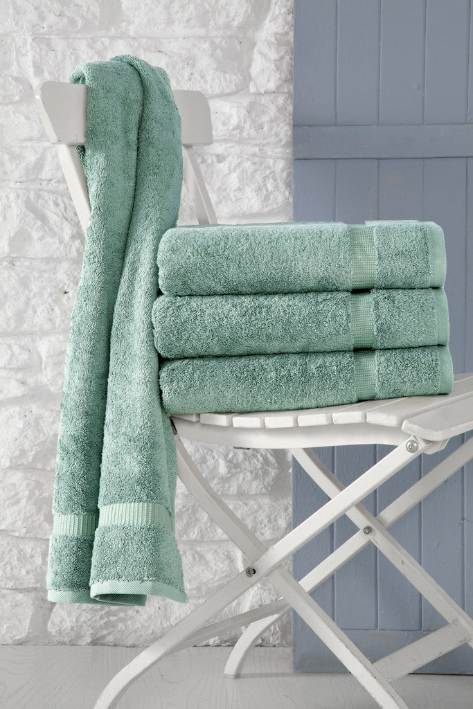Classic Turkish Towels Cambridge Bath Towels Set of 4. Hotel Collection - Made in Turkey - Image 3